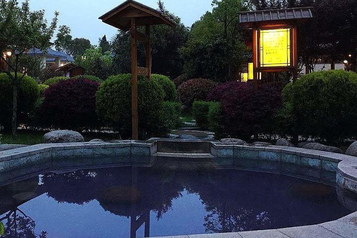 Nanjing Tangshan Hot Spring Spa Experience with Private Transfer image