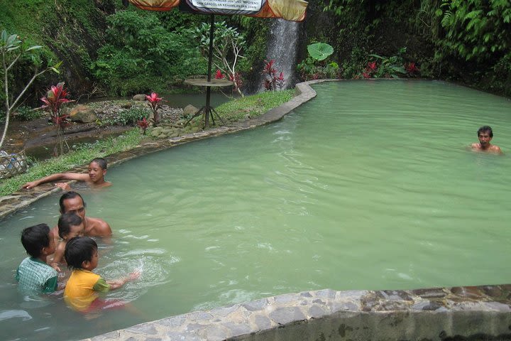 Rice Paddy Trek and Hot Spring (2-3 hours) image