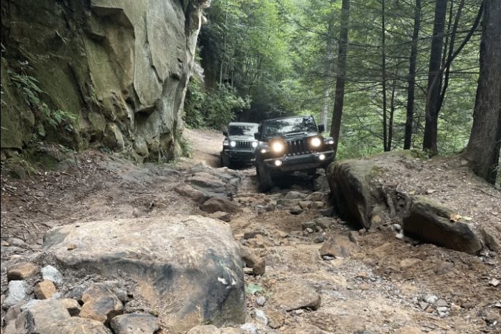 Off-Road Jeep Tour - 5 Seater Rental image