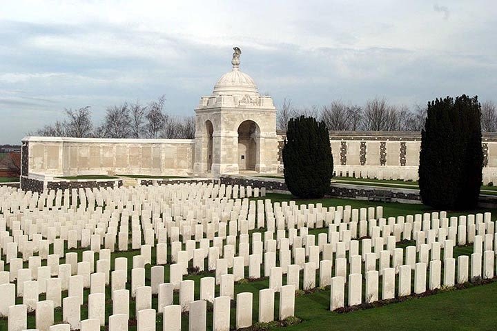 Private Tour - The fairytale city of Bruges and the poppies of Flanders Fields image