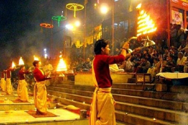 Majestic Golden Triangle With Varanasi image