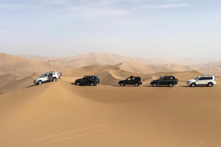 3-Day Private Trip To Badain Jaran Desert From Zhangye image