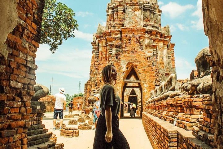 Photography Tour of The Ancient City Of Ayutthaya image