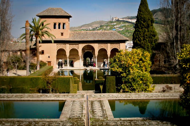 Shore Excursion from Almeria: Alhambra and Generalife Gardens image