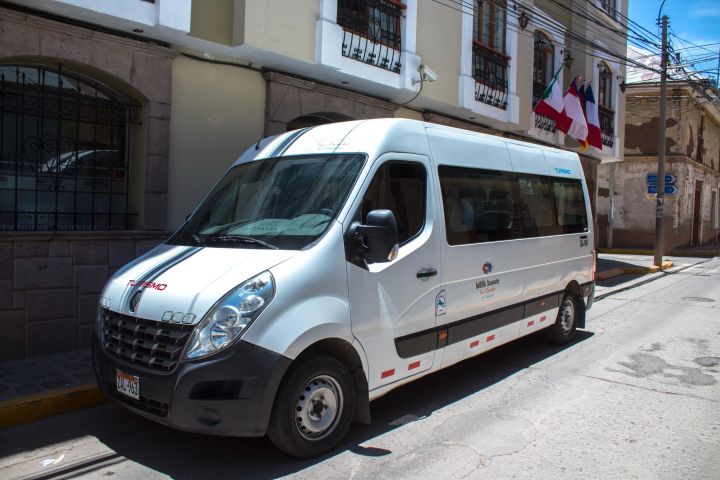 Private Transfer: Juliaca Airport to Puno City image