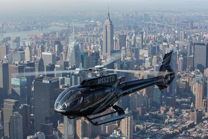 Private VIP New York City Helicopter Tour and Luxury SUV image