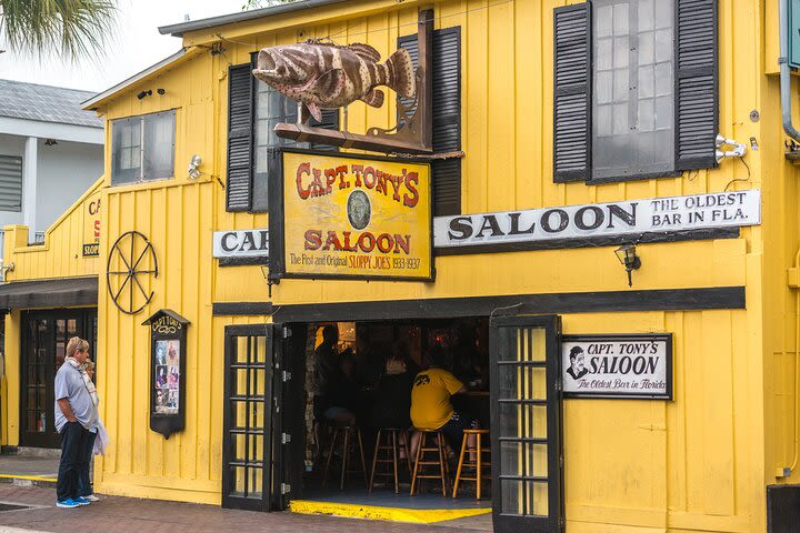 Key West Haunted Pub Crawl Walking Tour image