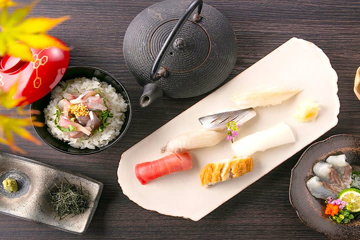  Japanese Restaurant SAKURA Sushi Lunch Set Reservation image