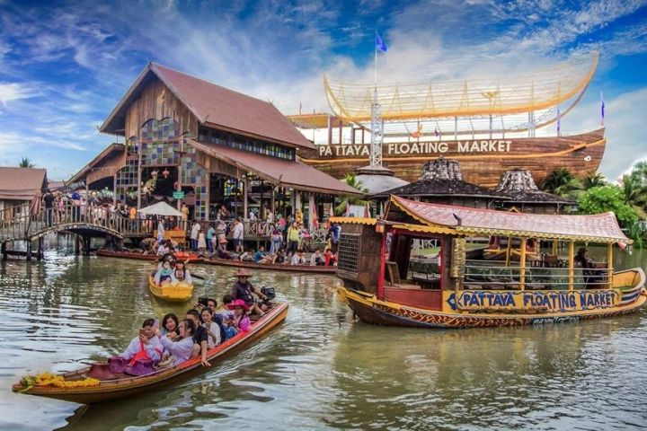 Pattaya Floating Market Cultural Experience image