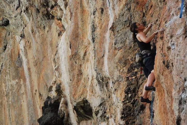 Krabi: Krabi Rock Climbing Small-Group Experience  image