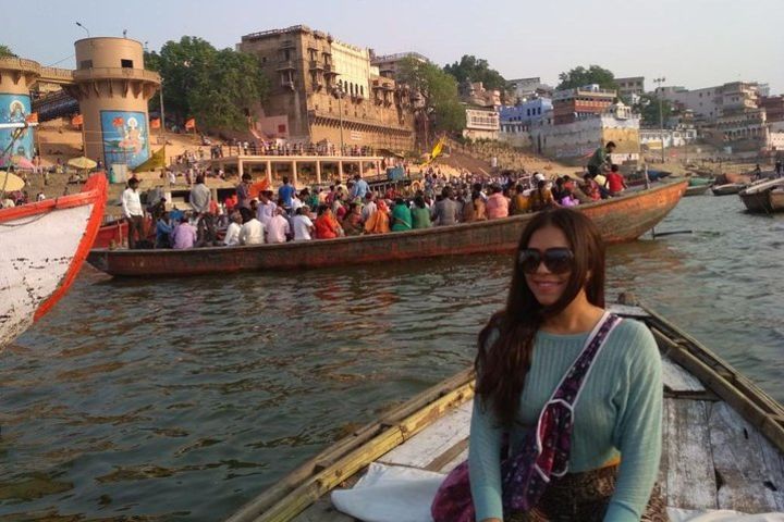 5-hours Private Tour : Morning Boat Ride With Ancient Temple Walk image