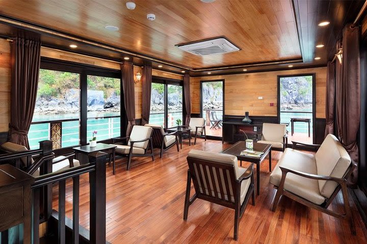 Luxury Day Cruise in Ha Long Bay image