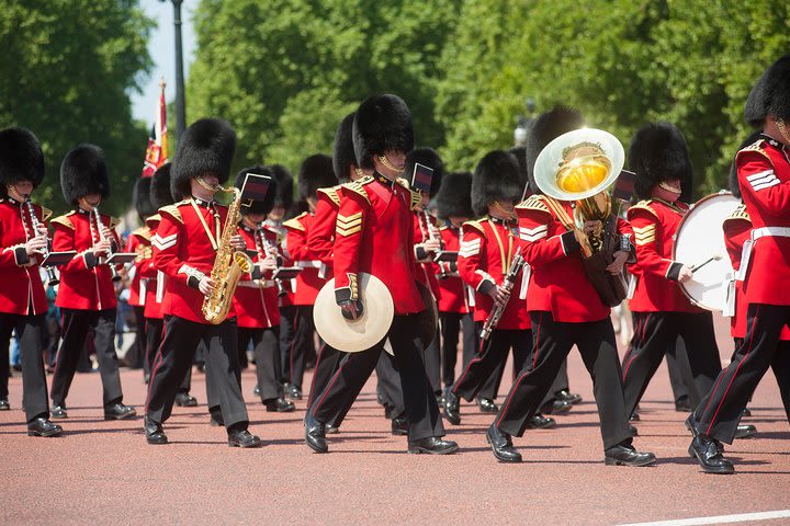 Changing of the Guard Small-Group Walking Tour image