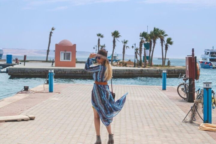 Hurghada City Tour with Mosque Visit and Handicraft Shopping image