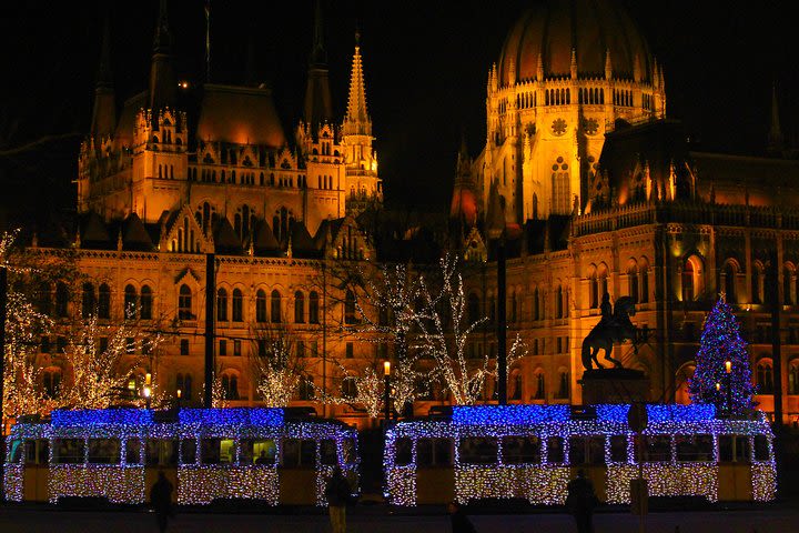 Budapest Christmas Market Tour with Basilica Entry & Mulled Wine image