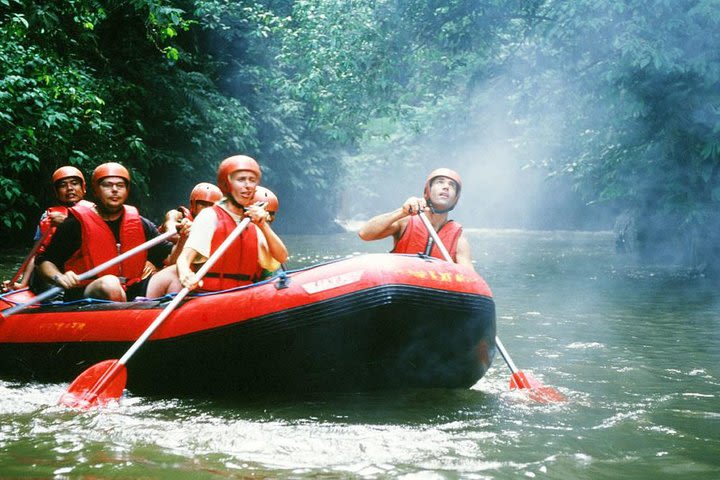 Bali White Water Rafting All Inclusive With Transportation and Lunch image