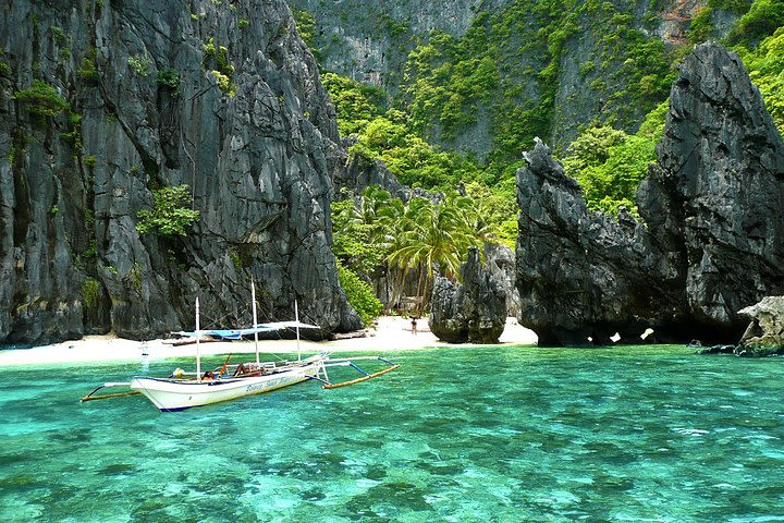 El Nido Island Hopping Tour C image