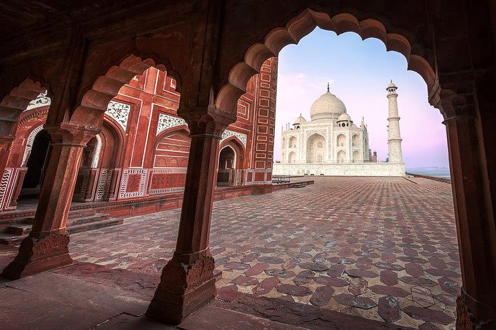 Same Day Agra Tour By Car image