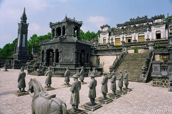 Full-Day Private Tour to Hue Imperial City from Da Nang/ Hoi An image