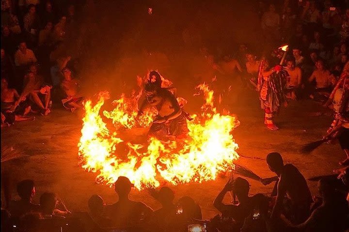 Uluwatu Temple Sunset & Kecak Fire Dance Show image