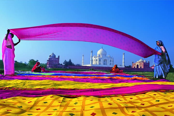 Private Taj Mahal and Agra Tour By Car image