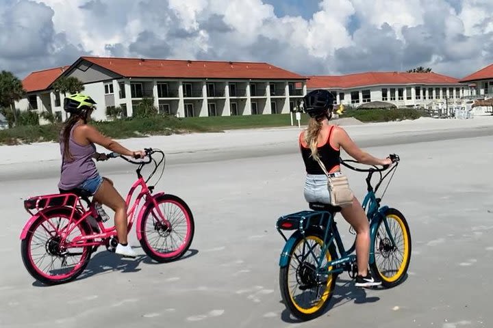 Best of the Beach E-Bike Tour image