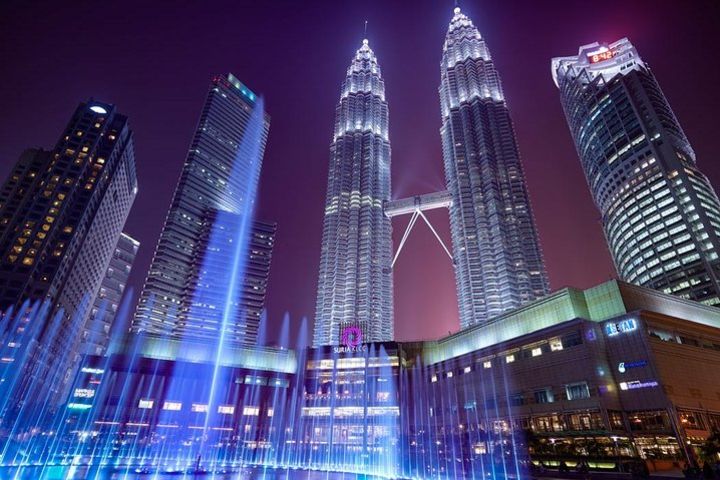 Glittering Night : KLCC Lake Symphony & The River of Life Tour from Kuala Lumpur image