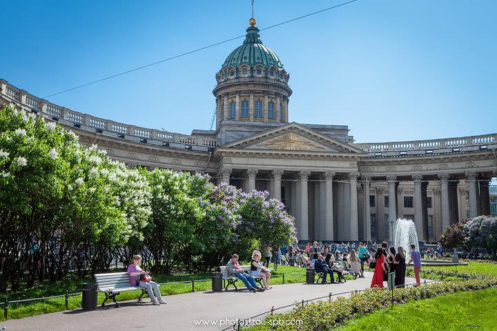 Your First Day In St Petersburg image