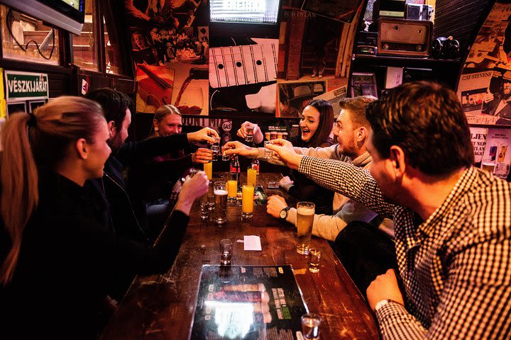 Pest side Pub Crawl - Unlimited drinks for an hour, discover hidden ruin pubs image