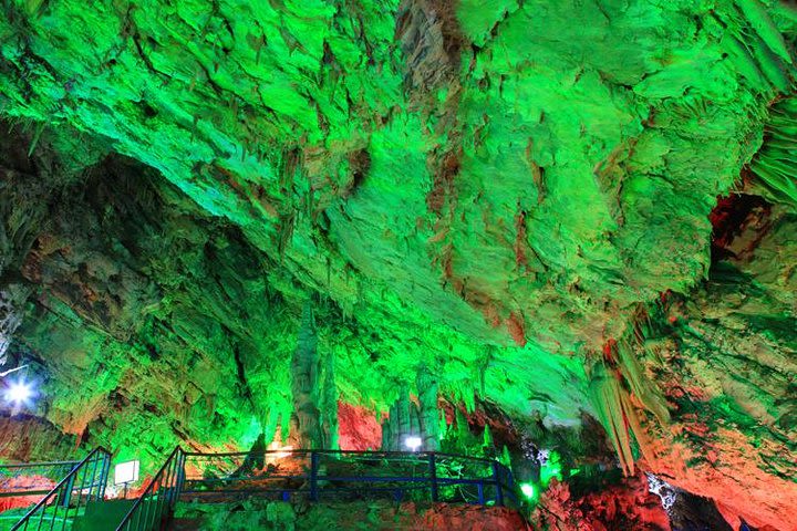 Private Day Tour to Jingdong Karst Cave including Shilinxia Glass Platform image