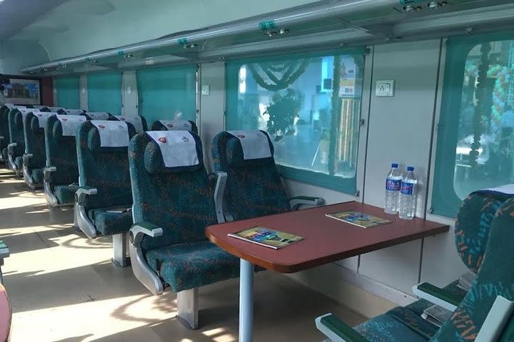 Private Tajmahal Day Tour By Express Train  image