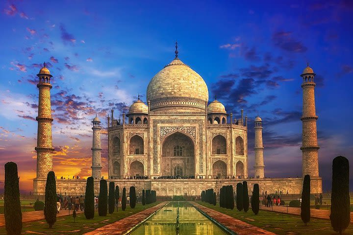 Same Day Agra Tour From Delhi By Car  image