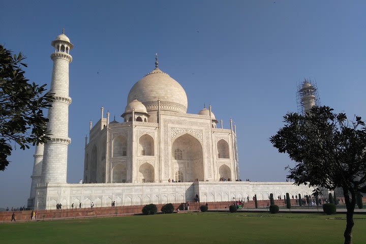 Private Guided Tour Tajmahal and Agra from New Delhi image