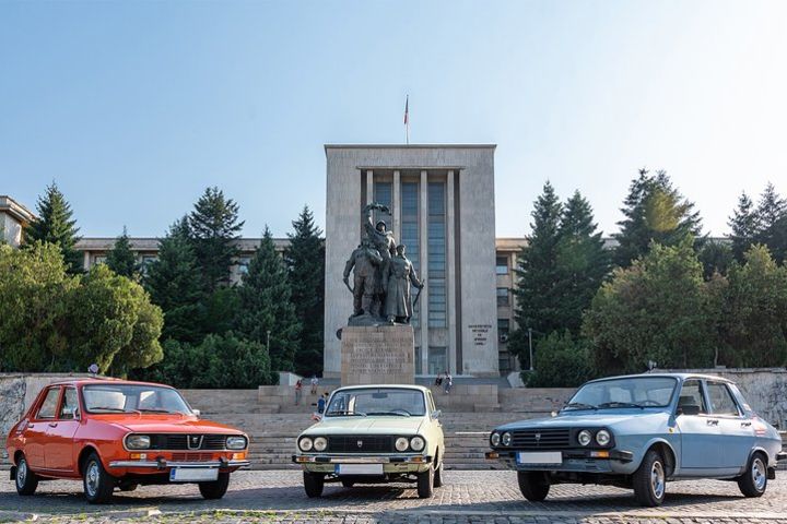 Red Patrol Bucharest Flea Market Tour with Dacia image