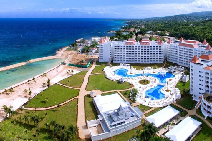 Grand Bahia Principe Hotel Airport Transfer image