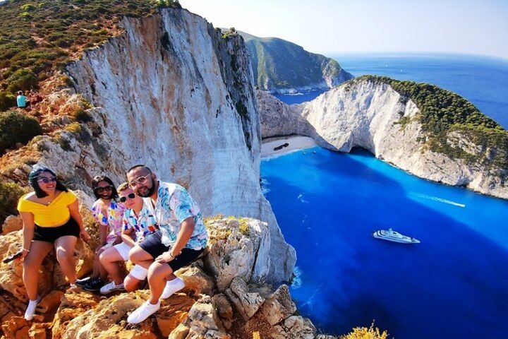 Zakynthos: early morning Shipwreck,Blue Caves and view point small group image