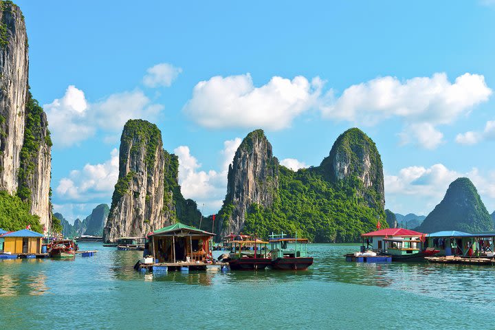 3-Night Best of Hanoi: City Tour and Halong Bay Overnight Cruise image