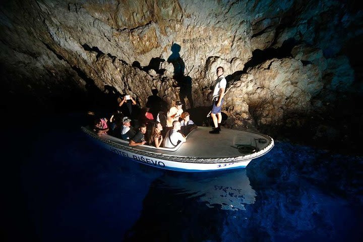 Blue Cave and Hvar 5 Islands full-day Speedboat Tour from Split  image