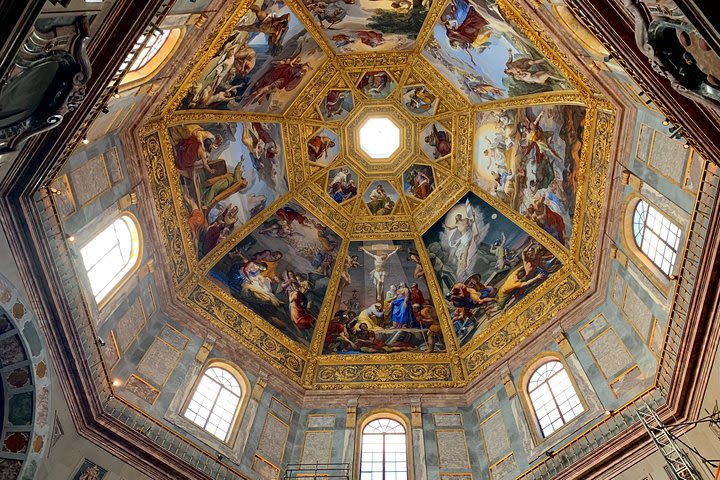 Medici Chapels private tour with a 5 star tour guide image