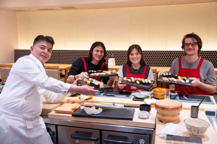 Kyoto Sushi Making Experience image