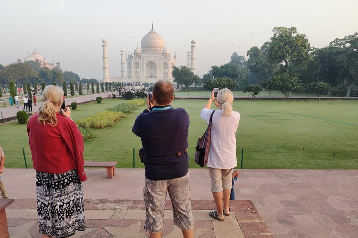 Full day Taj Mahal Private Tour From Delhi By Car image