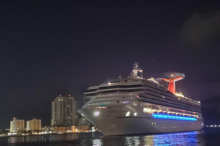 Transfer from Port Everglades to Miami Beach image