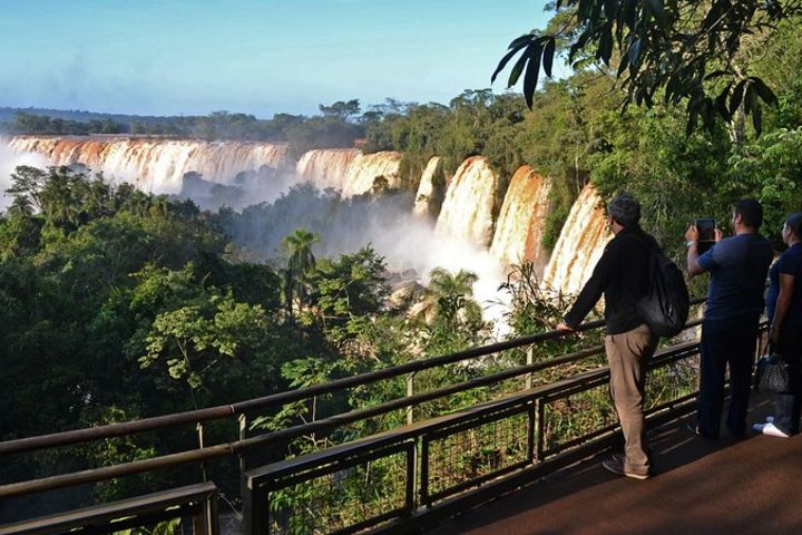 Iguazu Falls Private Day Trip from Buenos Aires with Airfare image