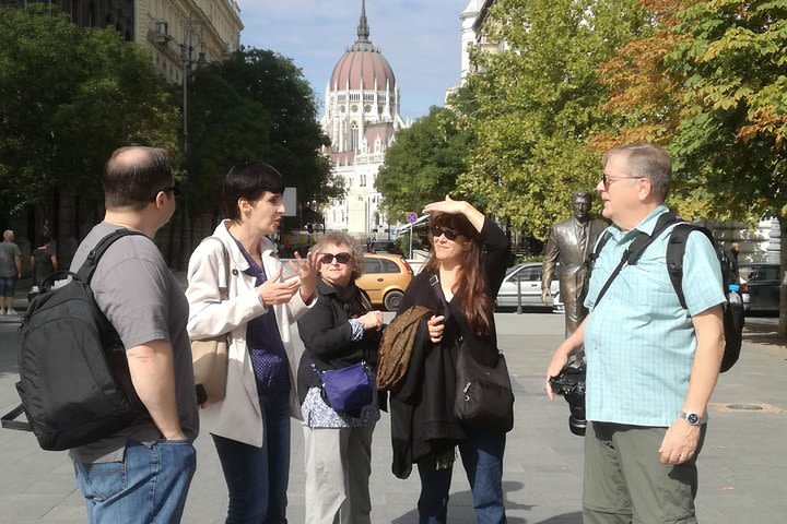 Downtown Budapest 3-Hour Small Group Tour with a Historian image