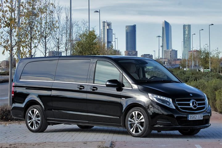 Barcelona Highlights Chauffeured Private Tour image