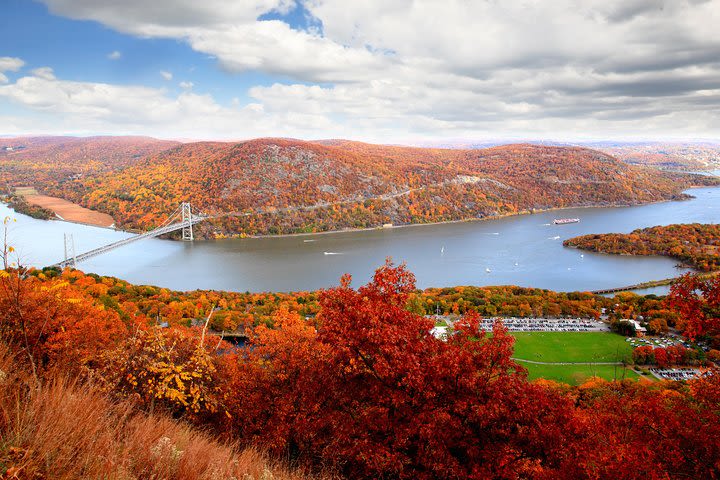 Hudson Valley Fall Foliage Helicopter Tour from Westchester (Shared) image