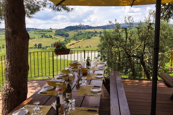 Private Guided E-bike Tour of San Gimignano with Wine Tasting image