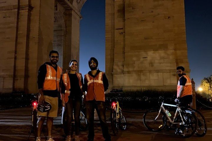 Delhi Starry Night Cycling Tour image