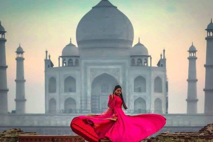 Private Taj Mahal Tour by TUK TUK image