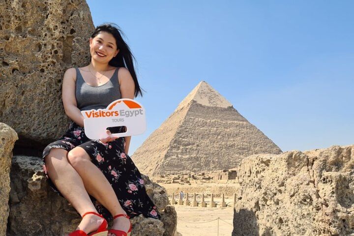  Giza Pyramids & Sphinx day trip image